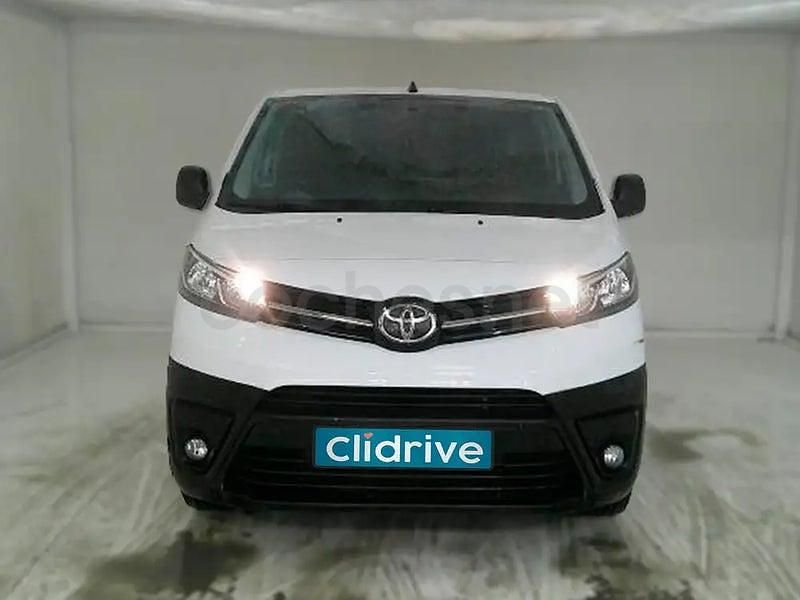 Usado Toyota Proace Verso Advance 131 CV (96 kW) 2023 Amarillo Familiar