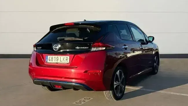 Usado Nissan Leaf N-Connecta 110 kW (150 CV) 2020 Burdeos Utilitario