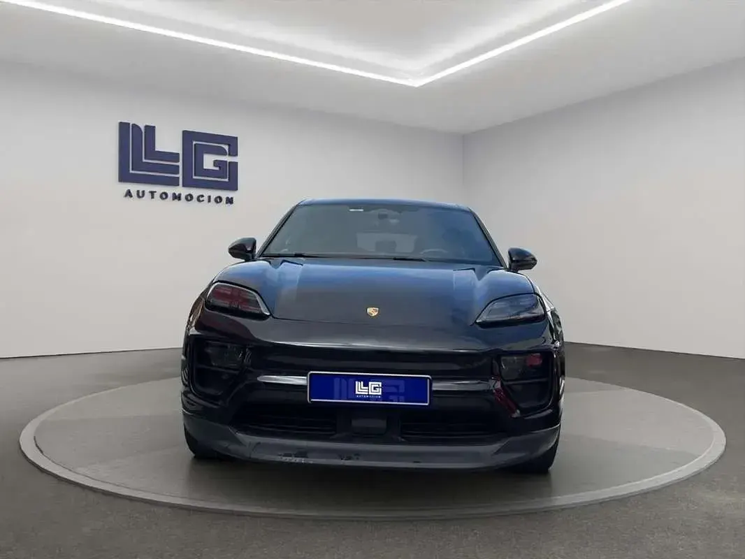 Usado Porsche Macan 300 kW (408 CV) 2024 Negro SUV