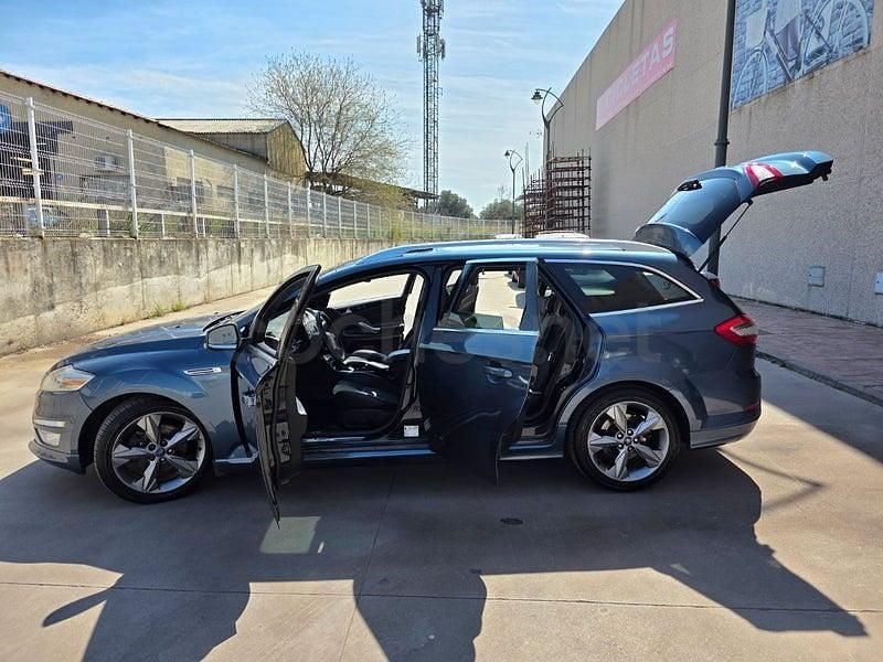 Usado Ford Mondeo Titanium S 163 CV (119 kW) 2011 Azul Familiar