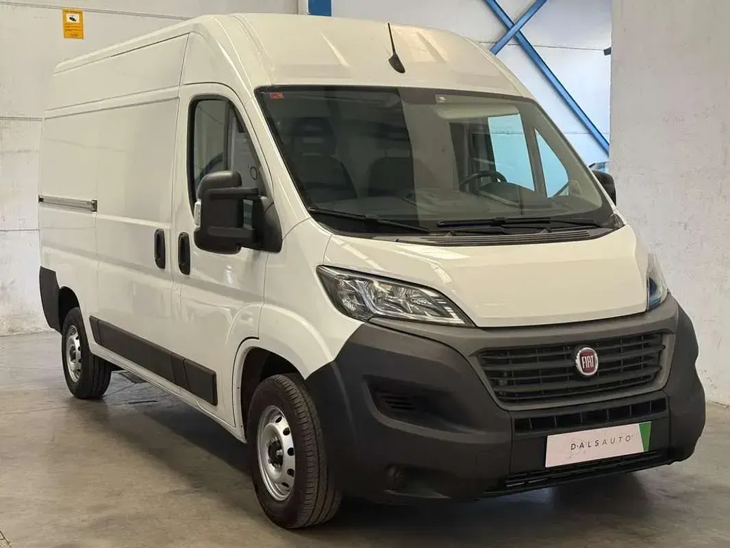 Usado Fiat Ducato 136 CV (100 kW) 2021 Blanco Van