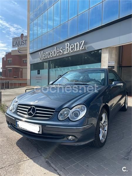 Azul Usado 2002 Mercedes CLK320 Avantgarde Coupe | 11.300 € (Caro) - Imagen 1/4