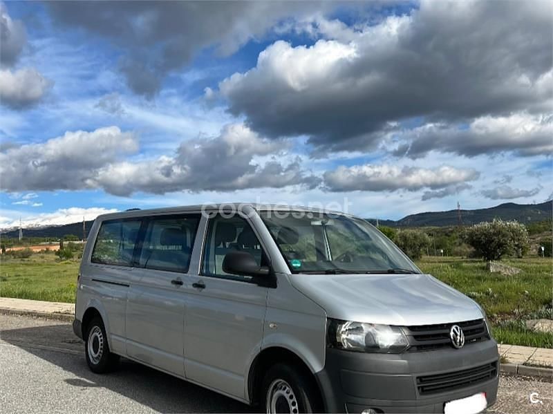 Usado VW Transporter 140 CV (102 kW) 2012 Gris / plata Van