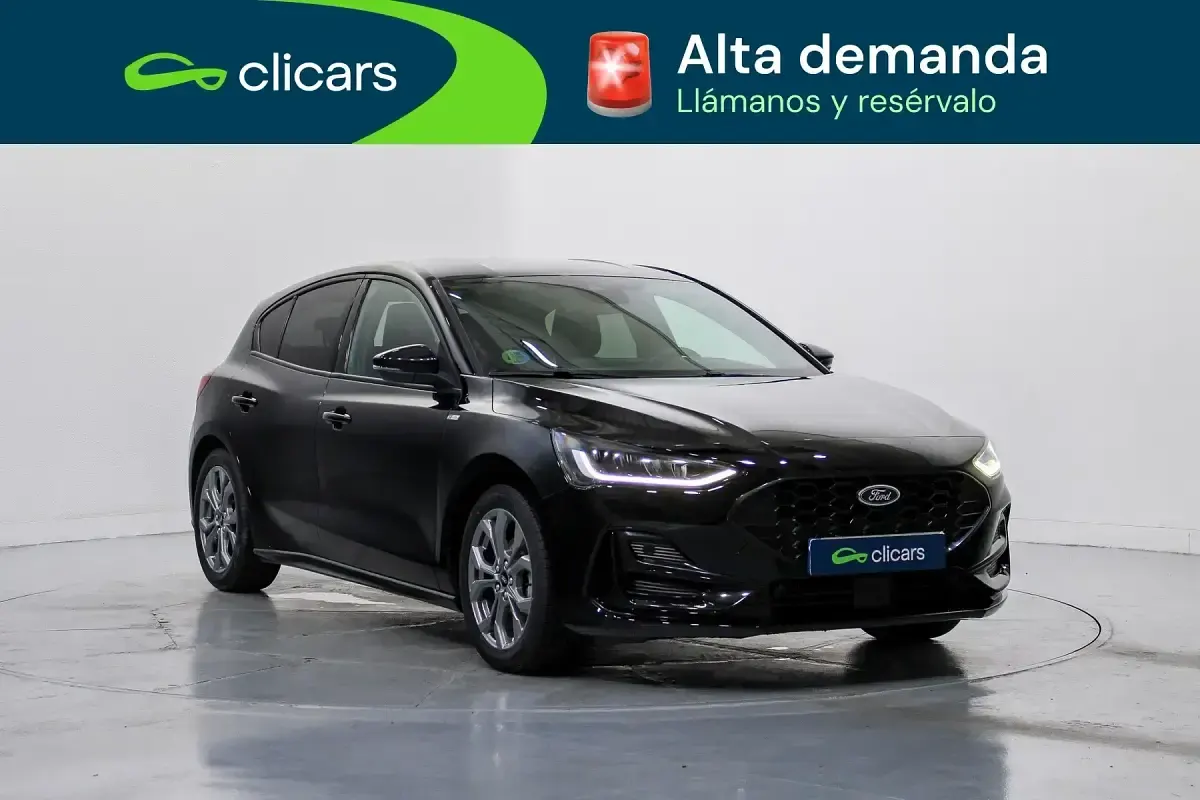 Usado Ford Focus ST-Line 155 CV (114 kW) 2023 Negro Berlina