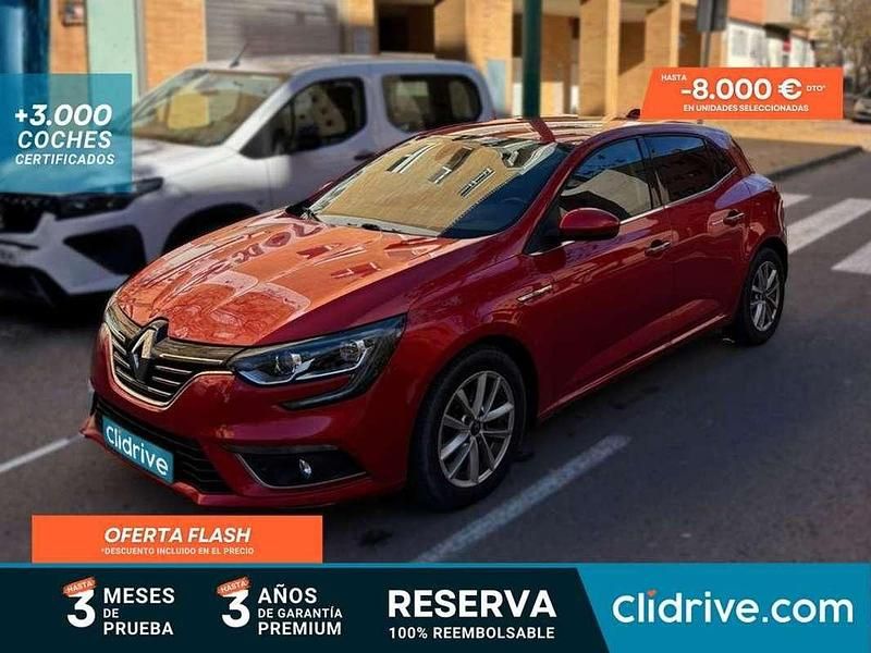 Usado Renault Mégane IV Intens 110 CV (80 kW) 2016 Rojo Utilitario