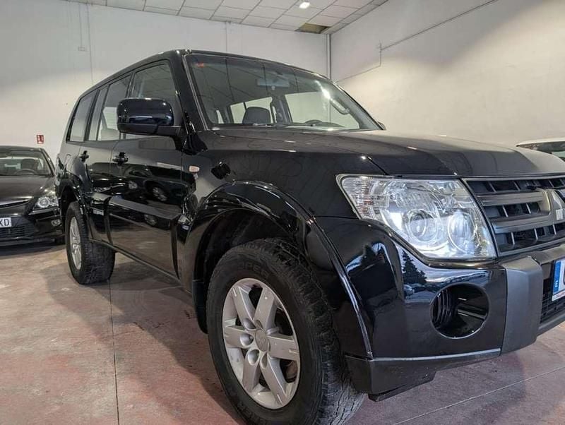 Usado Mitsubishi Montero Spirit 200 CV (147 kW) 2011 Negro SUV