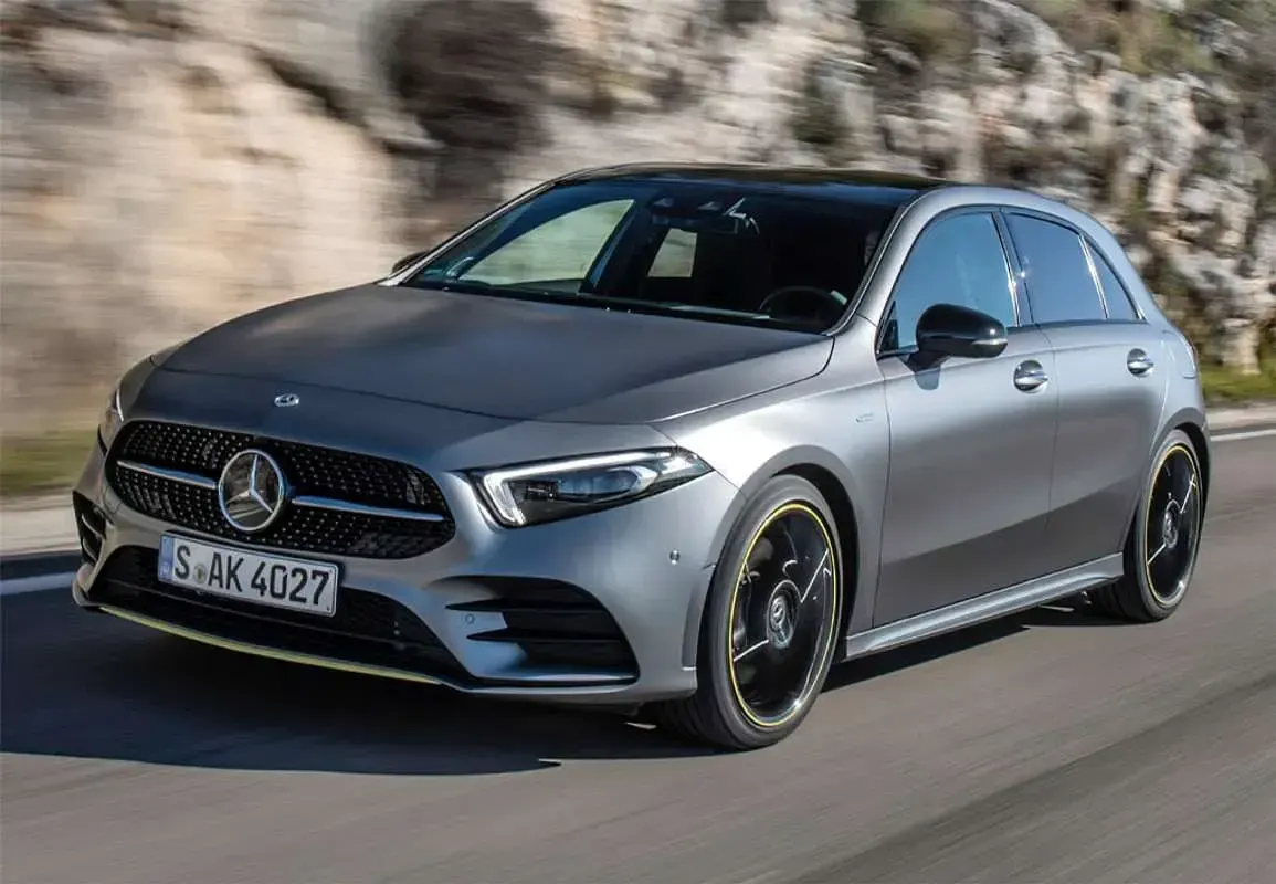 Usado Mercedes A180 116 CV (85 kW) 2021 Blanco Utilitario
