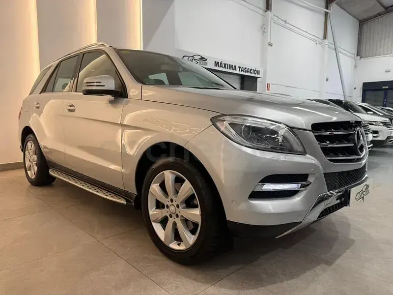 Usado Mercedes ML350 258 CV (189 kW) 2015 Gris / plata SUV