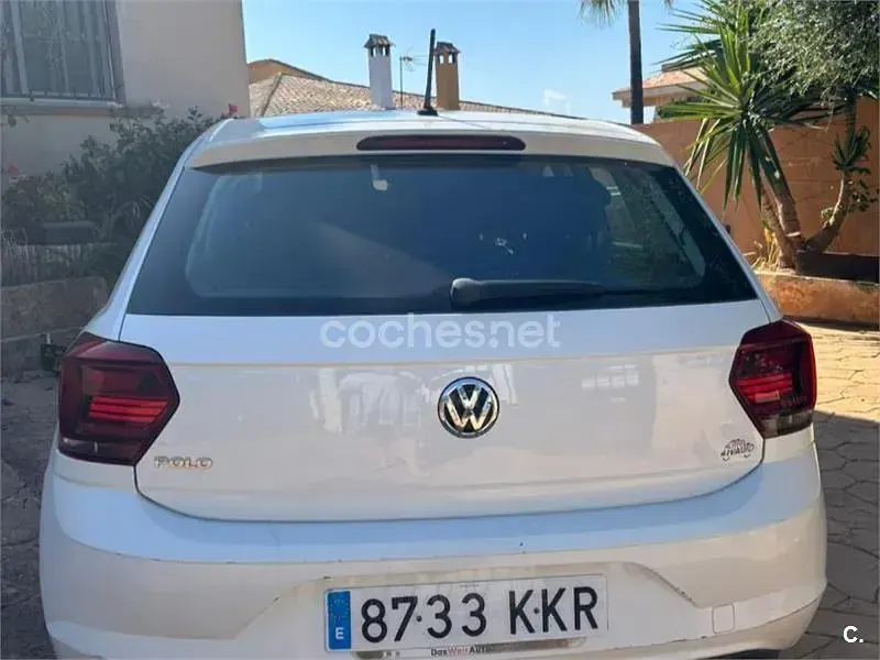 Usado VW Polo Advance 95 CV (69 kW) 2018 Blanco Utilitario