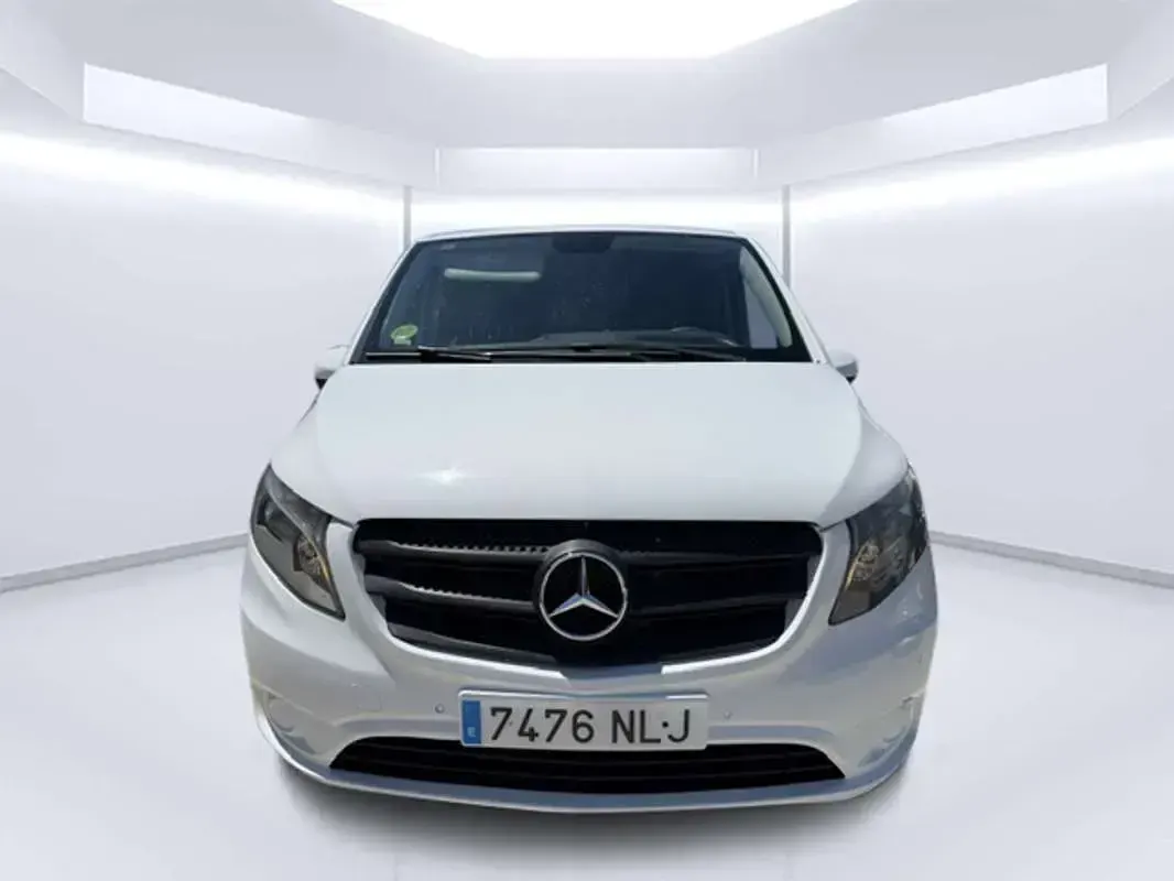 Usado Mercedes V200 136 CV (100 kW) 2016 Blanco Monovolumen