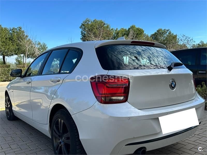 Usado BMW 120 Sport Line 184 CV (135 kW) 2012 Blanco Utilitario