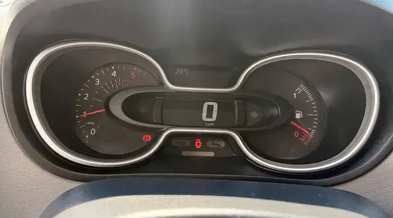 Usado Nissan NV300 Comfort 125 CV (91 kW) 2017 Hielo blanco (sólido) Van