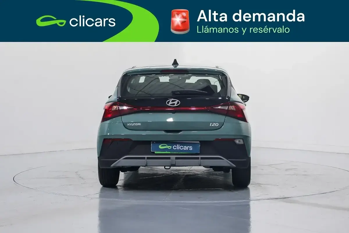 Usado Hyundai i20 84 CV (61 kW) 2025 Verde Utilitario