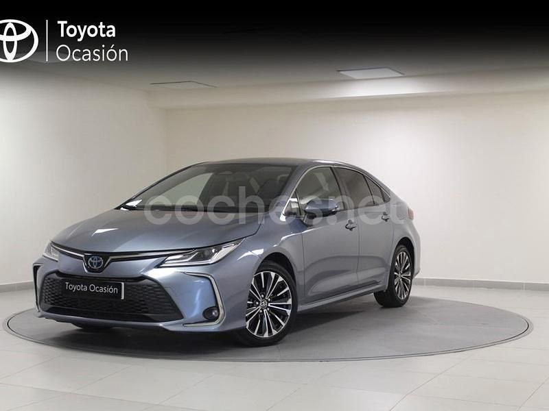 Gris / plata Usado 2024 Toyota Corolla Style Berlina | 26.600 € (Un poco caro) - Imagen 1/4
