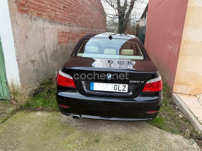 Usado BMW 520 177 CV (130 kW) 2009 Negro Berlina