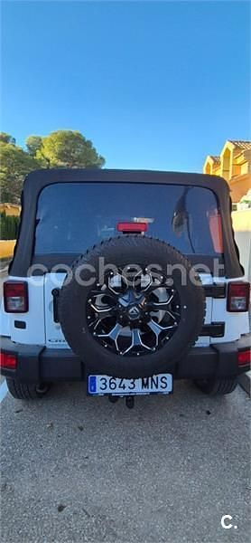 Usado Jeep Wrangler Unlimited Sahara 200 CV (147 kW) 2016 Blanco SUV