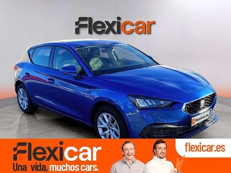Usado Seat Leon Style 116 CV (85 kW) 2024 Azul Utilitario
