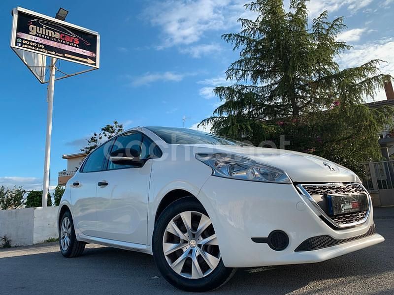 Blanco Usado 2014 Peugeot 208 Business-Line Utilitario | 5500 € (Precio justo) - Imagen 1/4