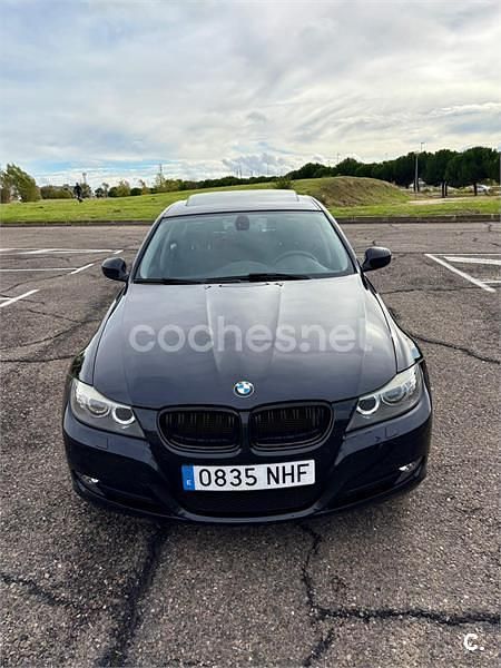 Negro Usado 2010 BMW 318 Executive Berlina | 10.595 € (Precio justo) - Imagen 1/4