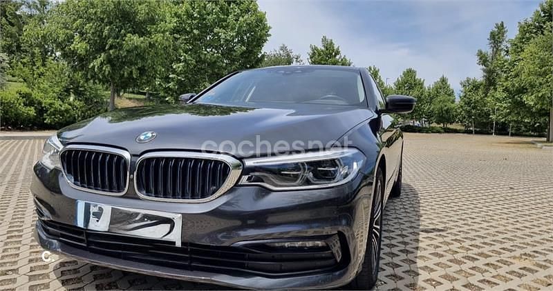 Używany BMW 530e iPerformance 252 KM (185 kW) 2019 Niebieski Sedan/Limuzyna