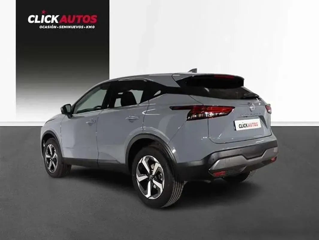 Usado Nissan Qashqai N-Connecta 140 CV (102 kW) 2023 Gris SUV