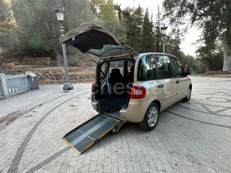 Gris / plata Usado 2009 Fiat Multipla Dynamic Monovolumen | 23.800 € - Imagen 1/4