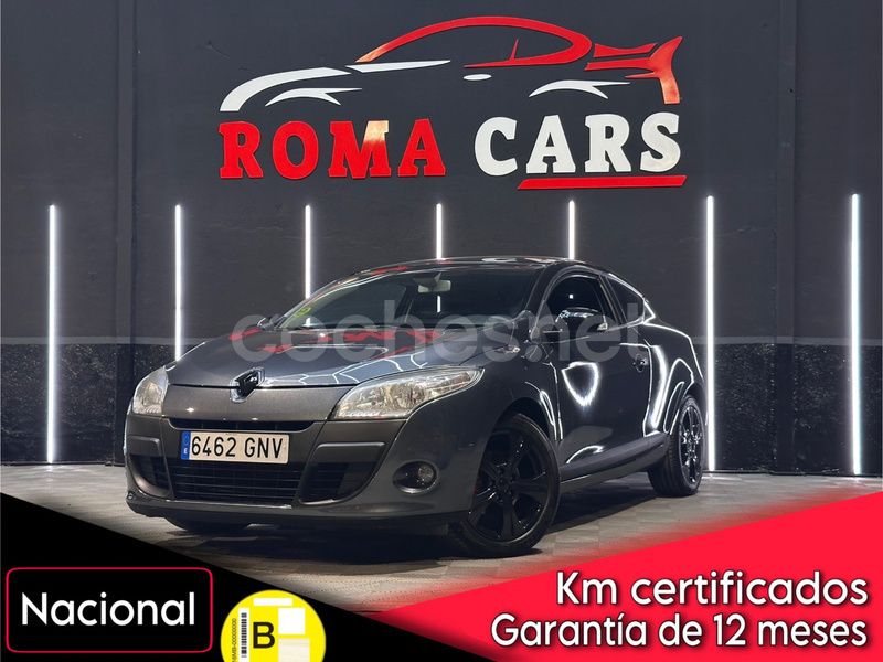 Gris / plata Usado 2009 Renault Mégane III Dynamique Berlina | 6490 € (Precio justo) - Imagen 1/4