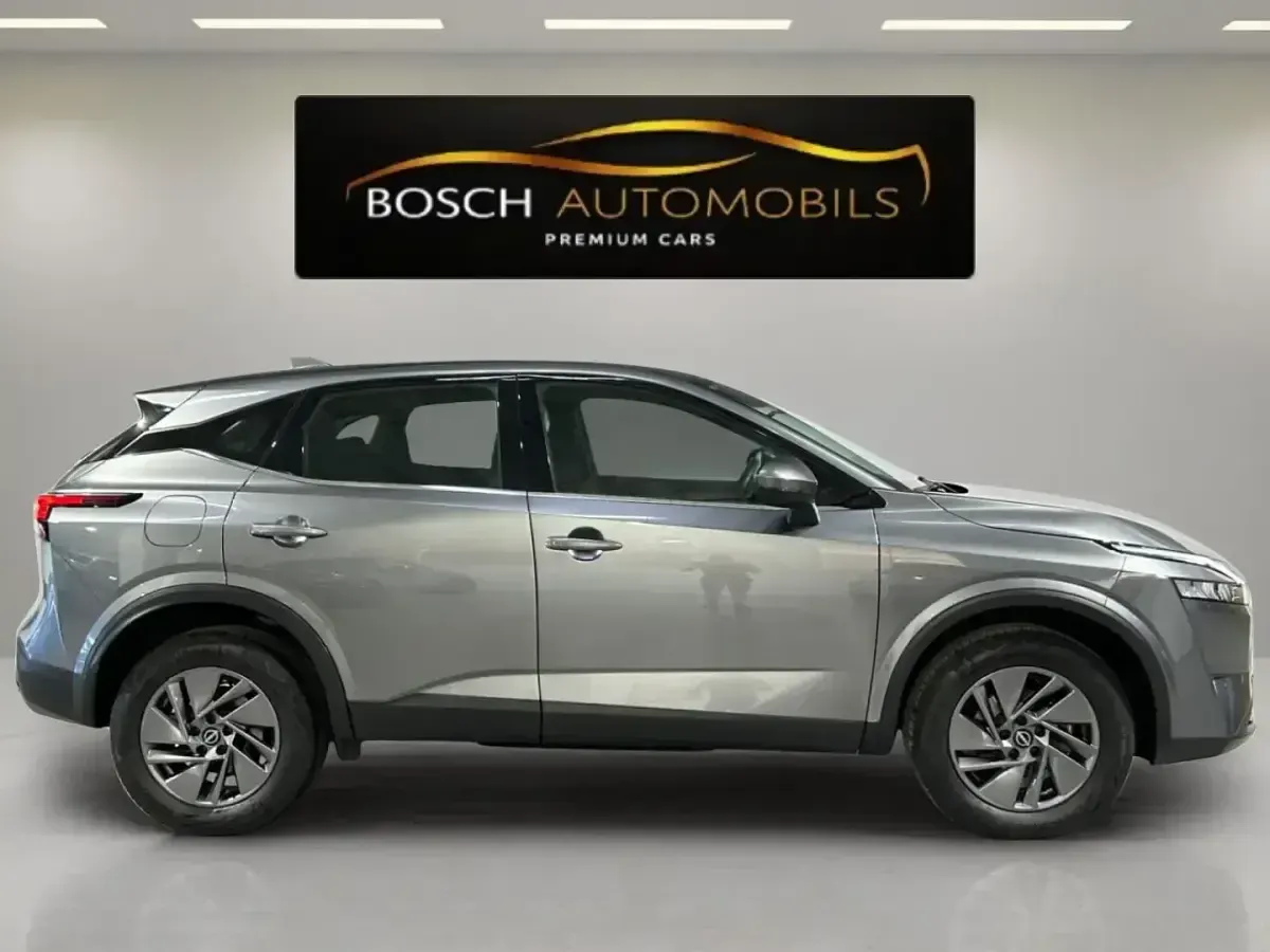 Usado Nissan Qashqai Acenta 158 CV (116 kW) 2024 Gris SUV