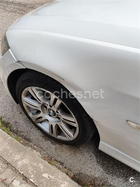 Usado BMW 320 177 HP (130 kW) 2010 Branco Sedan
