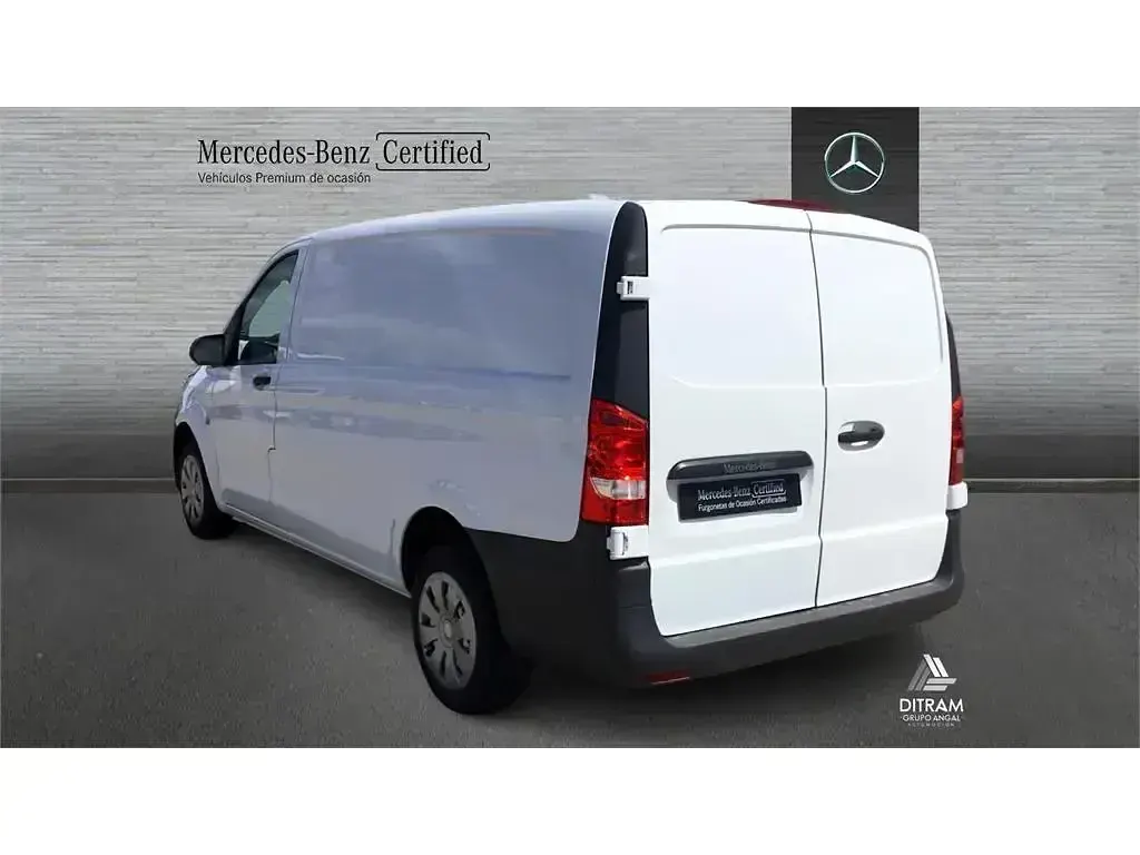 Usado Mercedes Vito 114 CV (83 kW) 2018 Blanco Van