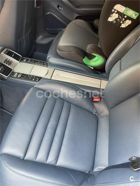 Usado Porsche Panamera Turbo 500 CV (367 kW) 2011 Gris / plata Berlina