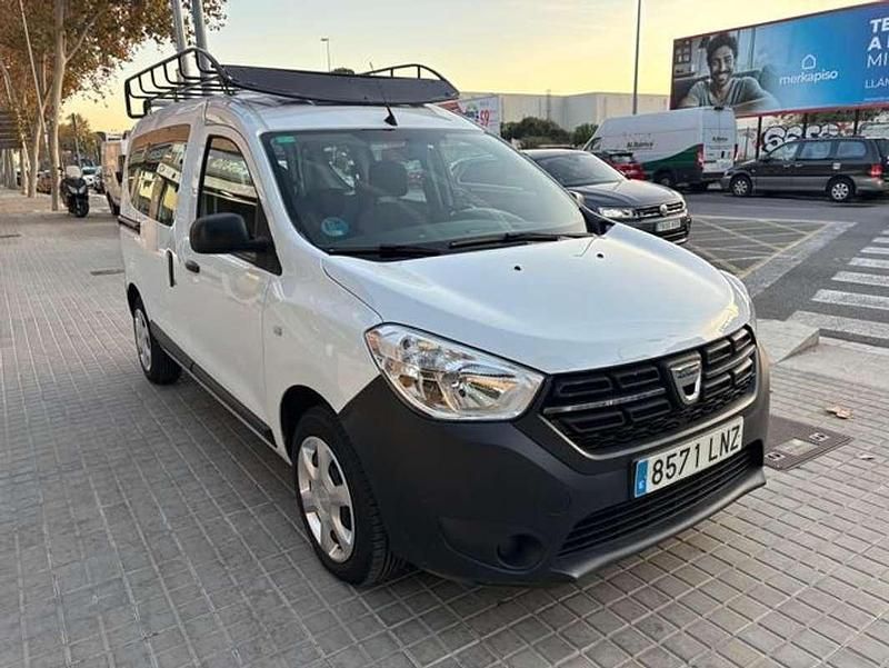 Usado Dacia Dokker 110 CV (80 kW) 2021 Blanco Monovolumen