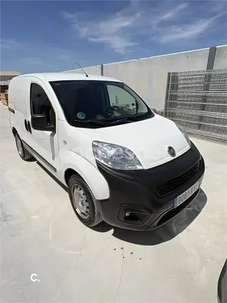Usado Fiat Fiorino 70 CV (51 kW) 2016 Blanco Monovolumen