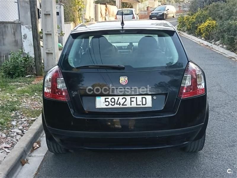 Usado Fiat Stilo Racing 120 CV (88 kW) 2007 Negro Familiar