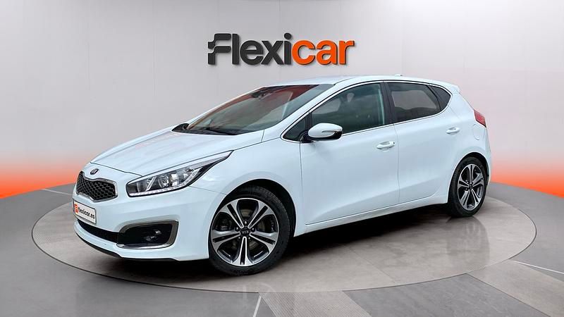 Occasion Kia Ceed Launch Edition 136 PK (100 kW) 2018 Wit Hatchback