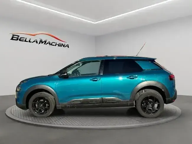 Usado Citroën C4 Cactus Shine 102 HP (75 kW) 2019 Azul Citadino