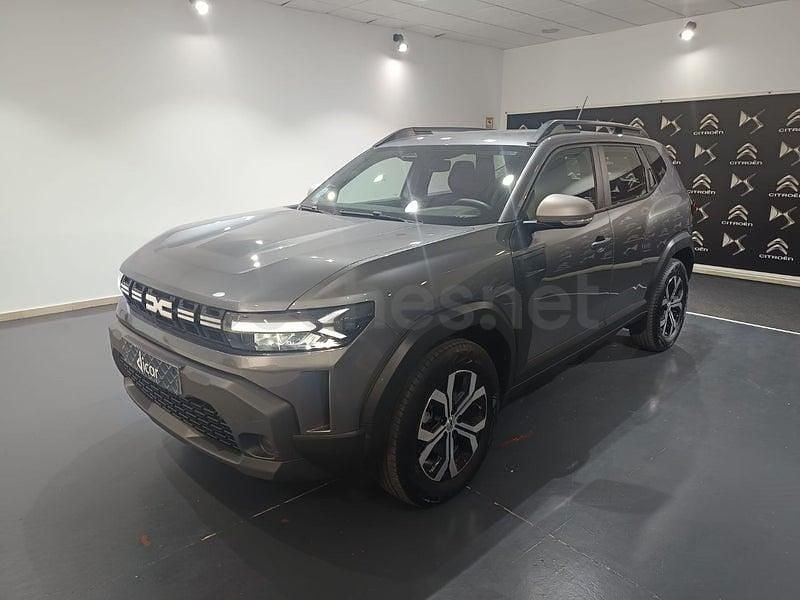 Usado Dacia Duster Expression 140 CV (102 kW) 2025 Gris / plata SUV