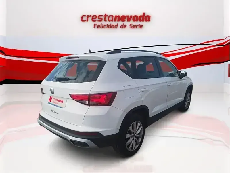 Usado Seat Ateca Style 110 CV (80 kW) 2021 Blanco SUV