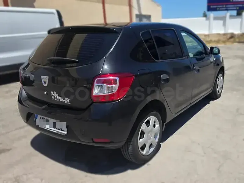 Usado Dacia Sandero Ambiance 75 CV (55 kW) 2013 Negro Berlina