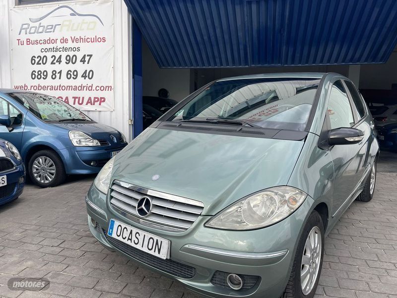 Usado Mercedes A150 95 CV (69 kW) 2005 Gris Monovolumen