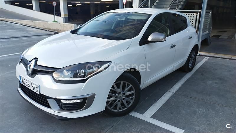 Usado Renault Mégane LIMITED 115 CV (84 kW) 2014 Blanco Berlina