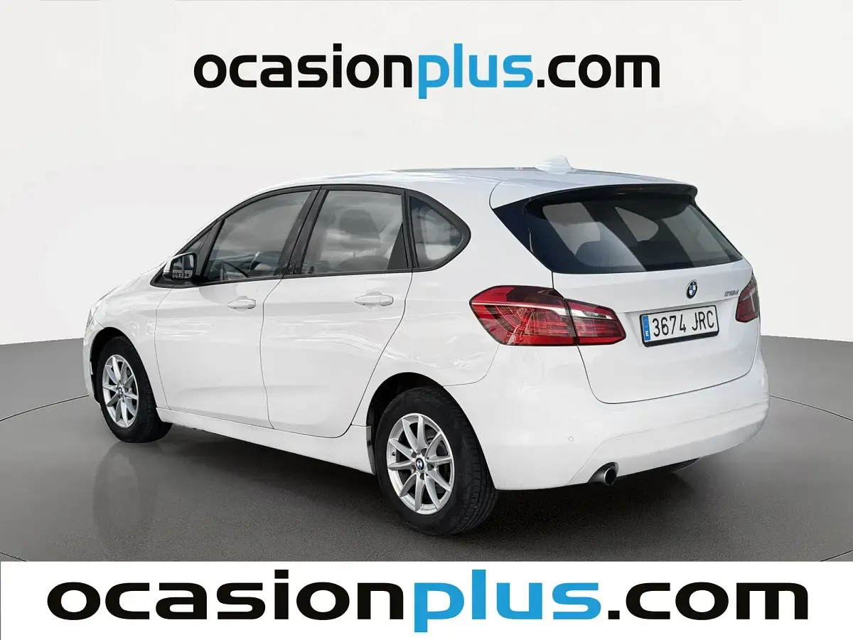 Käytetty BMW 218 Active Tourer 150 HP (110 kW) 2016 Valkoinen Tila-auto