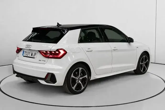 Usado Audi A1 95 CV (69 kW) 2023 SUV