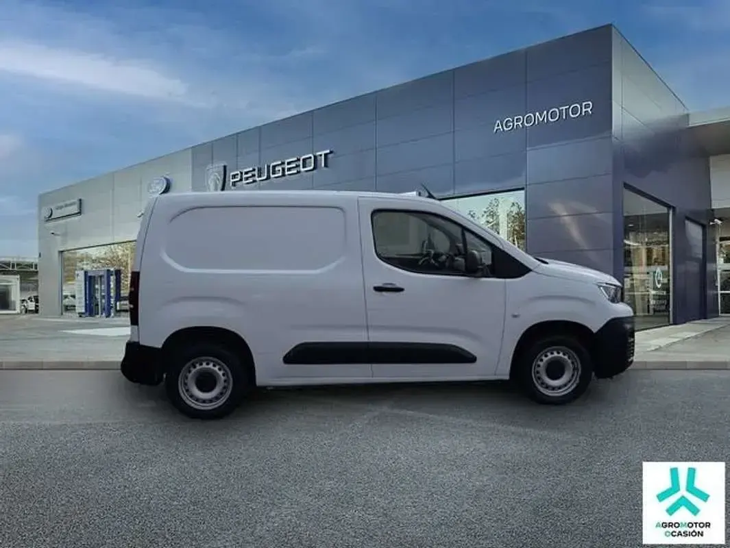 Usado Peugeot Partner S 75 CV (55 kW) 2021 Blanco Monovolumen