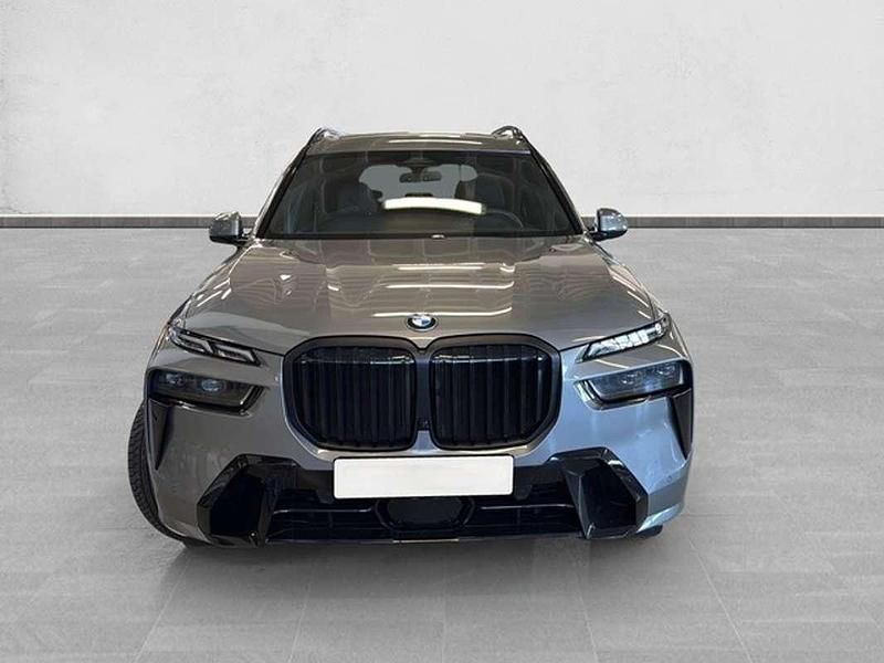Usado BMW X7 340 CV (250 kW) 2025 Gris SUV