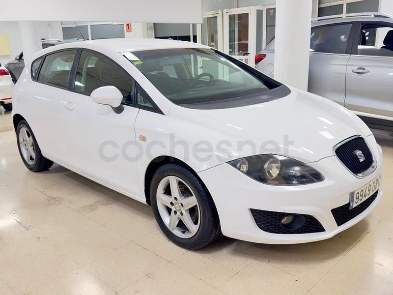 Usado Seat Leon Ecomotive 105 CV (77 kW) 2009 Blanco Utilitario