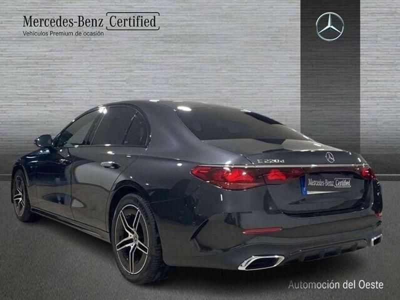 Usado Mercedes E220 199 CV (146 kW) 2025 Gris Berlina
