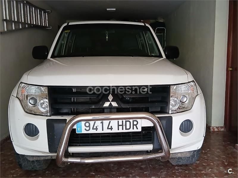 Blanco Usado 2011 Mitsubishi Montero Motion SUV | 20.000 € (Buen precio) - Imagen 1/4