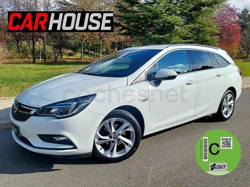 Blanco Usado 2018 Opel Astra Dynamic Familiar | 10.500 € (Precio justo) - Imagen 1/4