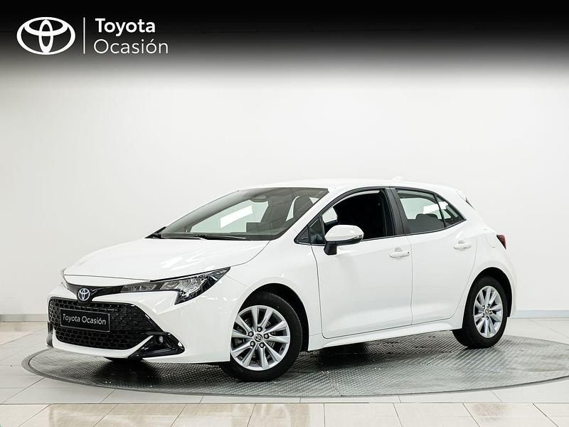Blanco Usado 2024 Toyota Corolla Active Berlina | 26.150 € (Un poco caro) - Imagen 1/4